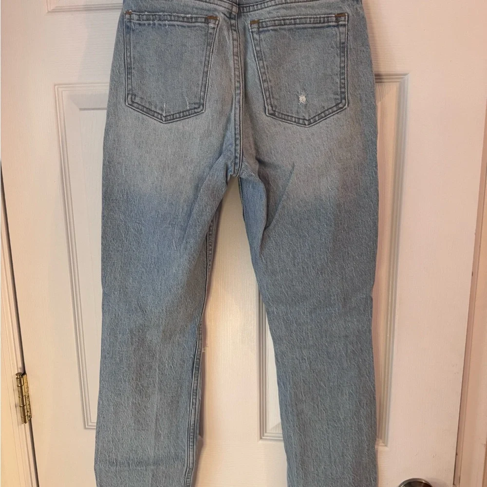 Abercrombie & Fitch The Mom High Rise Distressed Cropped Women's Jeans - Picture 7 of 7